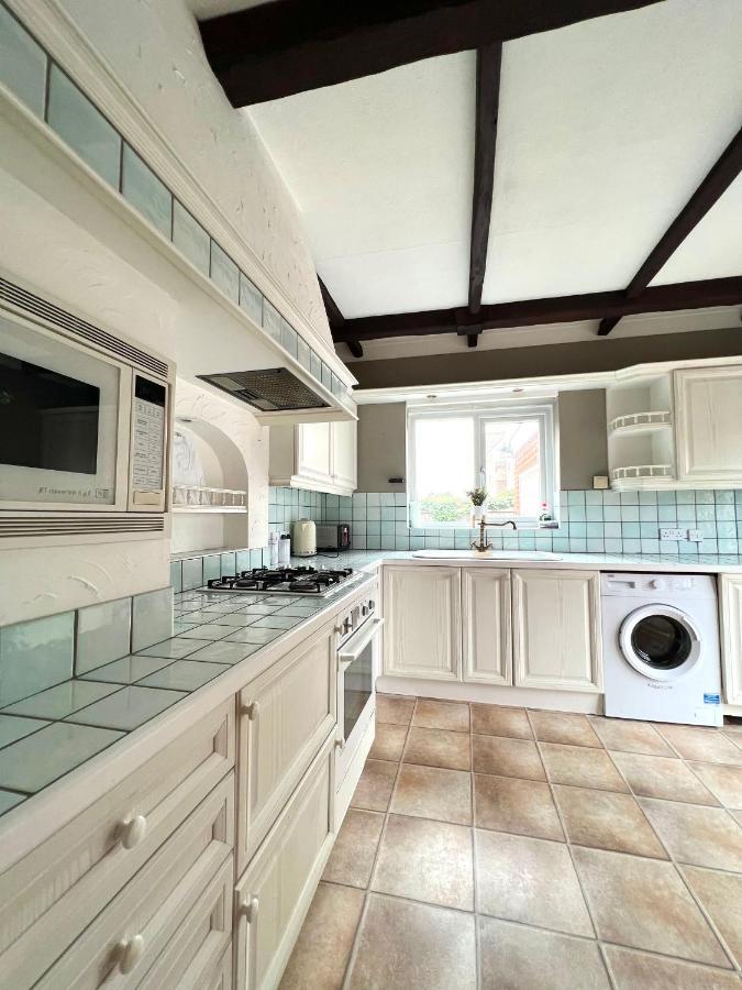 19A Stourwood Avenue Villa Bournemouth Exteriör bild